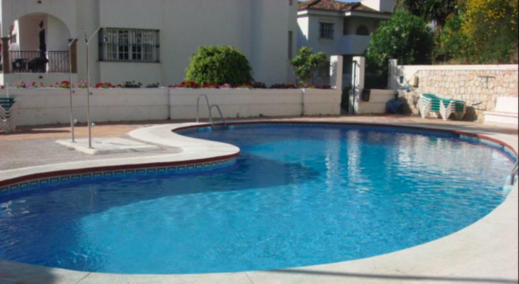 Frente Al Mar Apartment Benalmadena Luaran gambar